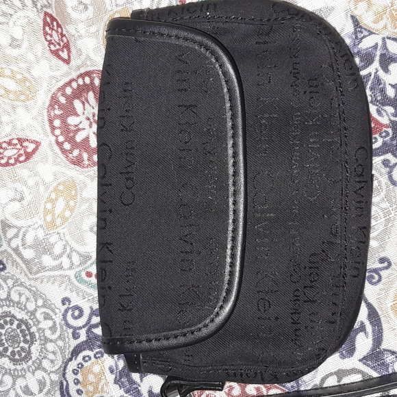 Calvin Klein Wristlet - Picture 2 of 5